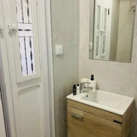 Apartment Litharaki *